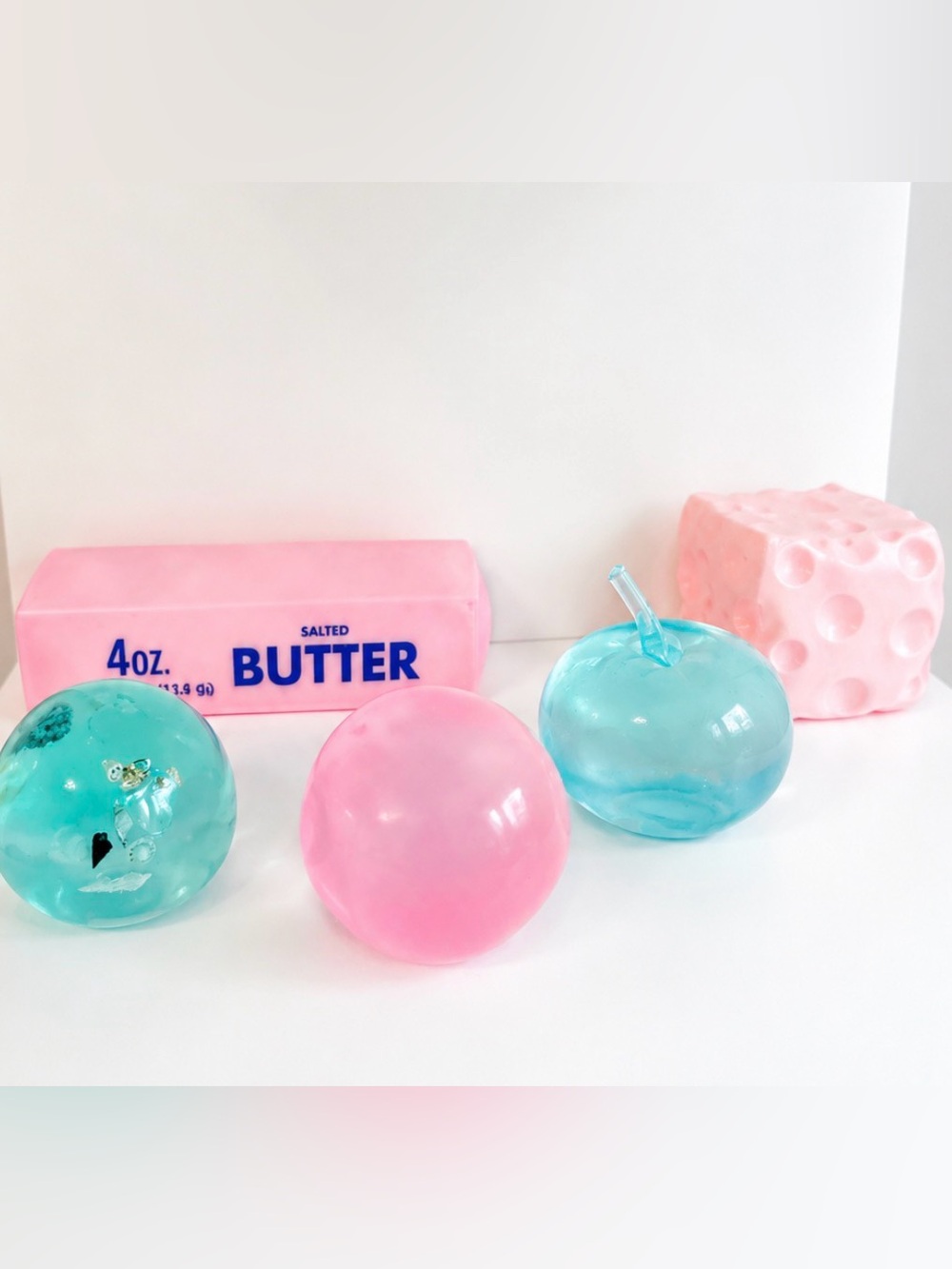 SqueezeLuck pink cheese, crunchy butter, coc oil squish, seashell squishy,apple